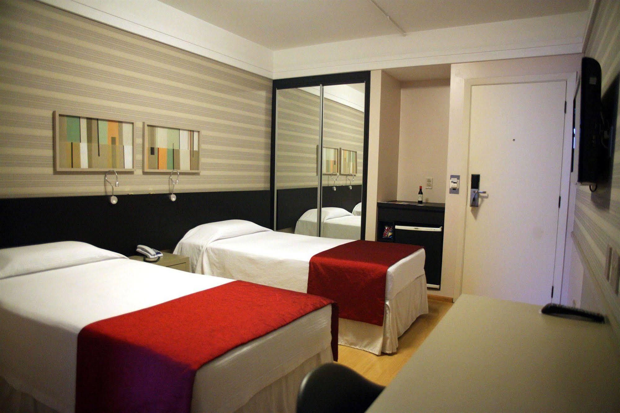 Max Plaza Hotel Marília Zewnętrze zdjęcie